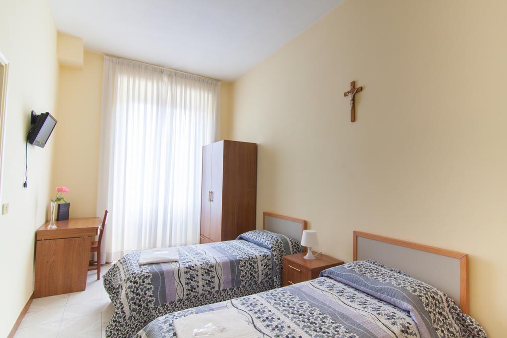 Ostello Villa Monte Mario Рим Экстерьер фото