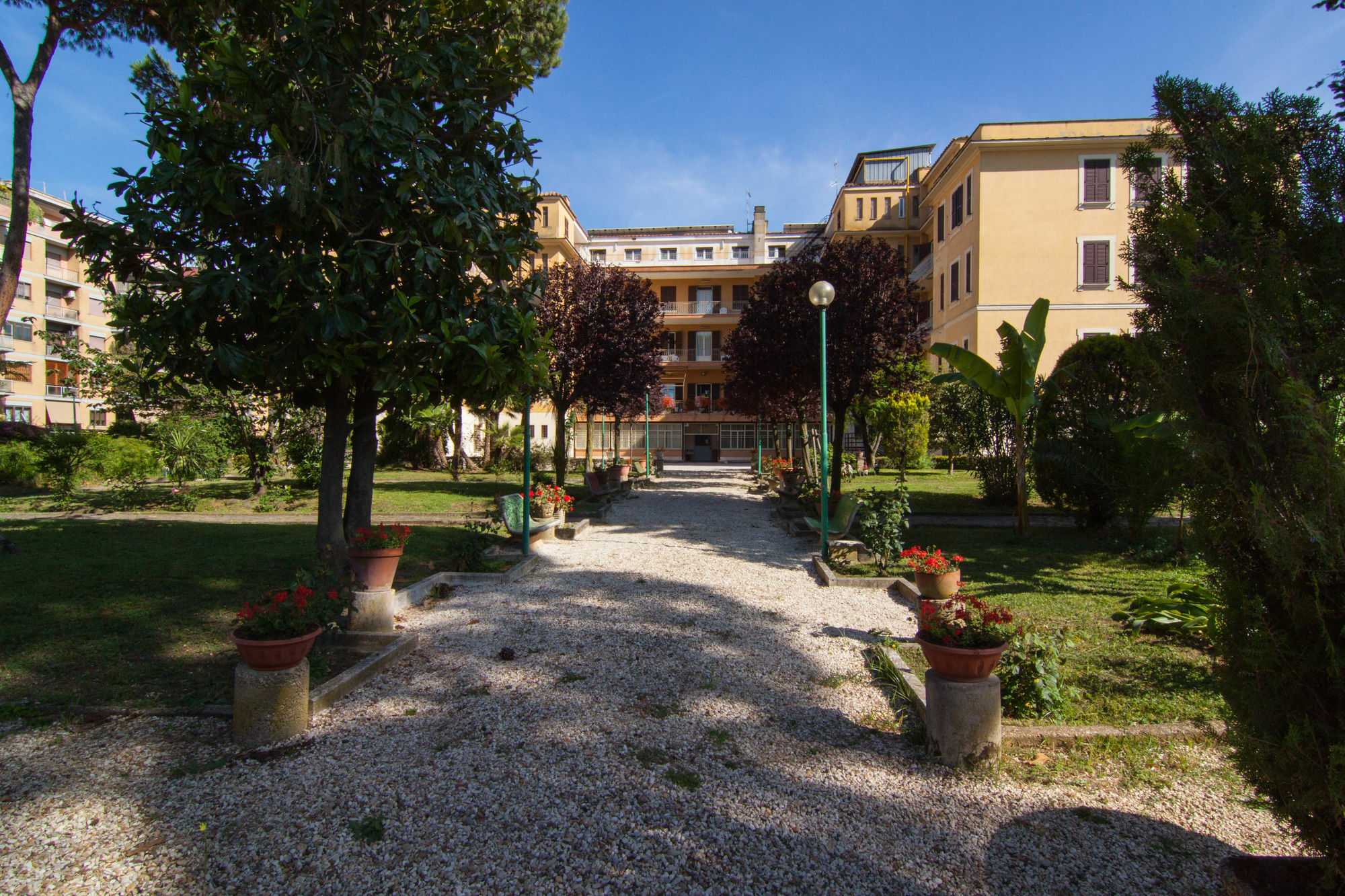 Ostello Villa Monte Mario Рим Экстерьер фото