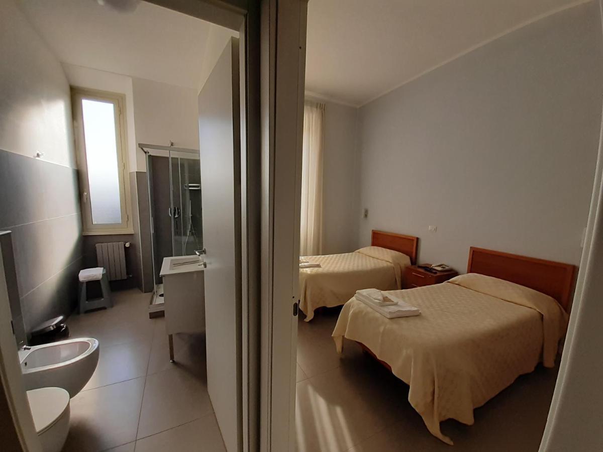 Ostello Villa Monte Mario Рим Экстерьер фото